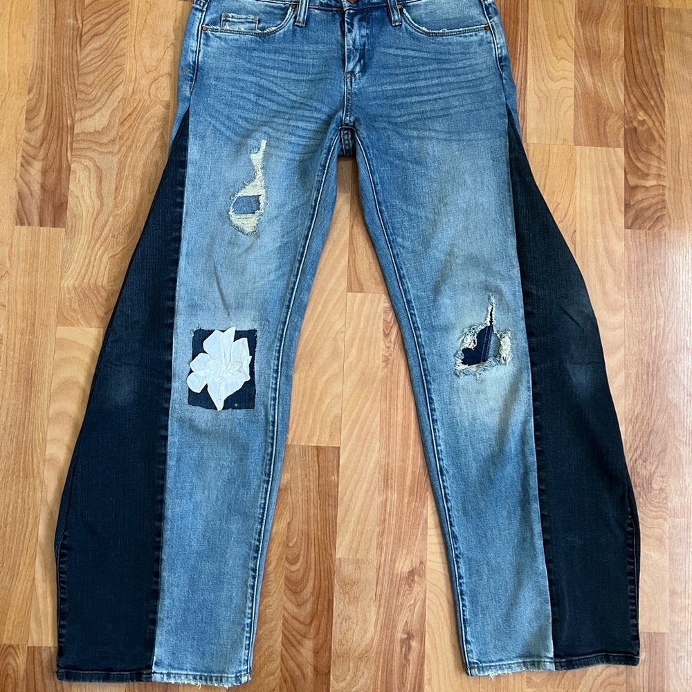 Upcycled Reworked Blank NYC Two-Tone Relaxed Barrel Jeans Stretch Denim sz 28